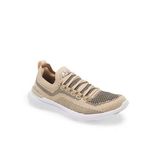 APL Athletic Propulsion Labs Techloom Breeze. Size 6.5